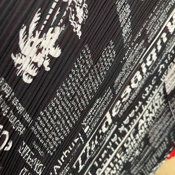 NWT Reversable Pleated Vest A282AC - Picture 3 of 10